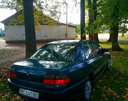 Зеленый Опель Омега, объемом двигателя 2 л и пробегом 454 тыс. км за 1777 $, фото 1 на Automoto.ua