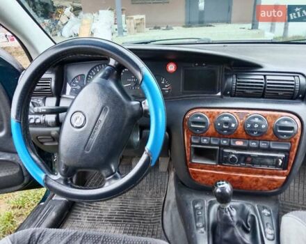 Зеленый Опель Омега, объемом двигателя 2 л и пробегом 360 тыс. км за 3000 $, фото 16 на Automoto.ua