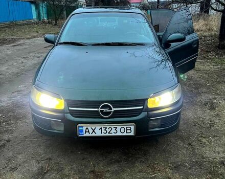 Зеленый Опель Омега, объемом двигателя 2 л и пробегом 427 тыс. км за 2150 $, фото 1 на Automoto.ua