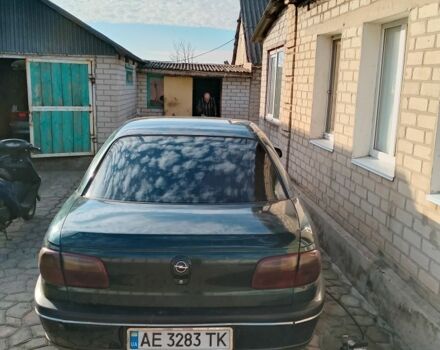 Зеленый Опель Омега, объемом двигателя 2 л и пробегом 3 тыс. км за 955 $, фото 3 на Automoto.ua