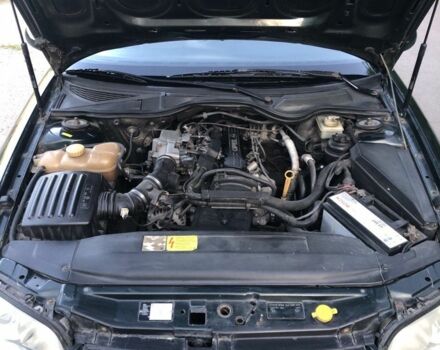 Зеленый Опель Омега, объемом двигателя 2 л и пробегом 370 тыс. км за 2700 $, фото 7 на Automoto.ua