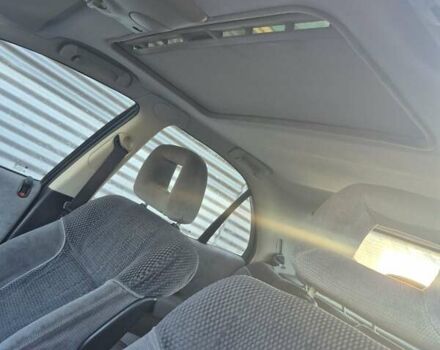 Зеленый Опель Омега, объемом двигателя 2.6 л и пробегом 270 тыс. км за 2500 $, фото 9 на Automoto.ua