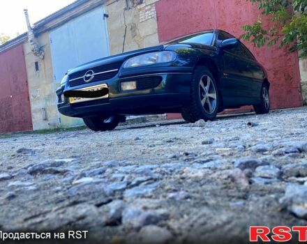 Зеленый Опель Омега, объемом двигателя 2 л и пробегом 0 тыс. км за 3200 $, фото 1 на Automoto.ua