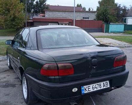 Зеленый Опель Омега, объемом двигателя 2 л и пробегом 323 тыс. км за 2250 $, фото 5 на Automoto.ua