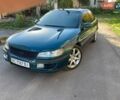 Зеленый Опель Омега, объемом двигателя 0 л и пробегом 390 тыс. км за 2400 $, фото 1 на Automoto.ua