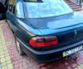 Зеленый Опель Омега, объемом двигателя 2 л и пробегом 315 тыс. км за 2400 $, фото 3 на Automoto.ua