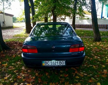 Зеленый Опель Омега, объемом двигателя 2 л и пробегом 454 тыс. км за 1777 $, фото 2 на Automoto.ua