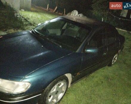 Зеленый Опель Омега, объемом двигателя 2 л и пробегом 423 тыс. км за 1500 $, фото 5 на Automoto.ua