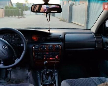 Зелений Опель Омега, об'ємом двигуна 2.6 л та пробігом 269 тис. км за 2500 $, фото 3 на Automoto.ua