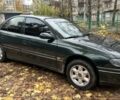Зеленый Опель Омега, объемом двигателя 2 л и пробегом 341 тыс. км за 2500 $, фото 2 на Automoto.ua