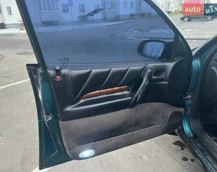 Зелений Опель Омега, об'ємом двигуна 2 л та пробігом 410 тис. км за 2600 $, фото 4 на Automoto.ua