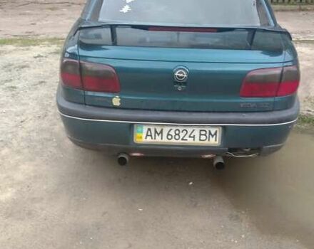 Зеленый Опель Омега, объемом двигателя 2 л и пробегом 470 тыс. км за 3200 $, фото 4 на Automoto.ua
