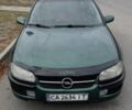 Зеленый Опель Омега, объемом двигателя 2 л и пробегом 270 тыс. км за 2200 $, фото 3 на Automoto.ua