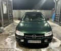 Зеленый Опель Омега, объемом двигателя 2 л и пробегом 351 тыс. км за 2200 $, фото 1 на Automoto.ua