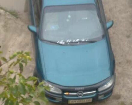 Зеленый Опель Омега, объемом двигателя 2 л и пробегом 470 тыс. км за 3200 $, фото 7 на Automoto.ua