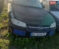 Зеленый Опель Омега, объемом двигателя 2 л и пробегом 300 тыс. км за 1500 $, фото 2 на Automoto.ua