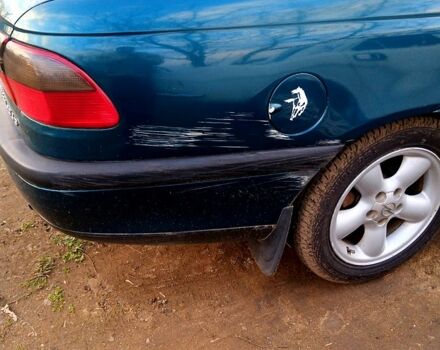 Зелений Опель Омега, об'ємом двигуна 2.5 л та пробігом 350 тис. км за 2000 $, фото 1 на Automoto.ua