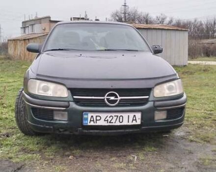 Зеленый Опель Омега, объемом двигателя 2 л и пробегом 328 тыс. км за 1600 $, фото 1 на Automoto.ua