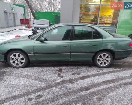 Зелений Опель Омега, об'ємом двигуна 2 л та пробігом 264 тис. км за 3498 $, фото 1 на Automoto.ua