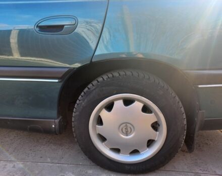 Зеленый Опель Омега, объемом двигателя 2 л и пробегом 402 тыс. км за 4000 $, фото 6 на Automoto.ua