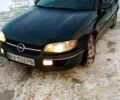 Зеленый Опель Омега, объемом двигателя 2.5 л и пробегом 260 тыс. км за 2450 $, фото 4 на Automoto.ua