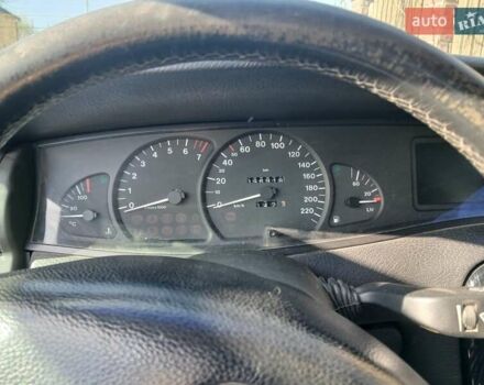 Зелений Опель Омега, об'ємом двигуна 2 л та пробігом 397 тис. км за 1000 $, фото 9 на Automoto.ua