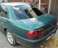 Зеленый Опель Омега, объемом двигателя 2.5 л и пробегом 300 тыс. км за 2500 $, фото 1 на Automoto.ua