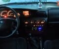Зеленый Опель Омега, объемом двигателя 2.5 л и пробегом 250 тыс. км за 3000 $, фото 7 на Automoto.ua