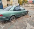 Зеленый Опель Омега, объемом двигателя 1.98 л и пробегом 350 тыс. км за 500 $, фото 1 на Automoto.ua
