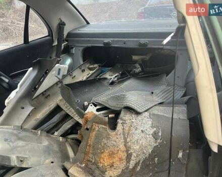 Опель Омега 1999 в Киеве на Automoto.ua Зеленый Опель Омега, объемом двигателя 1.98 л и пробегом 200 тыс. км за 500 $, фото 2 на Automoto.ua