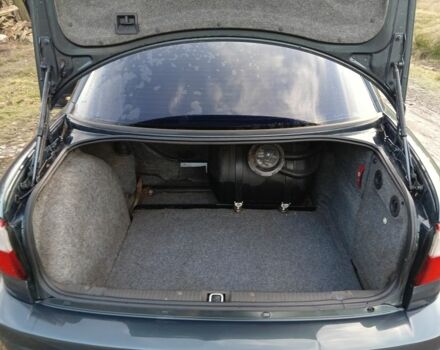 Зеленый Опель Омега, объемом двигателя 2.5 л и пробегом 344 тыс. км за 2250 $, фото 5 на Automoto.ua