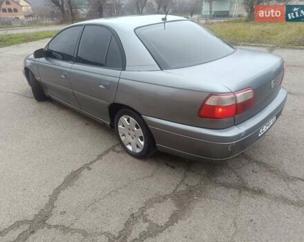 Зелений Опель Омега, об'ємом двигуна 2.2 л та пробігом 340 тис. км за 1750 $, фото 6 на Automoto.ua