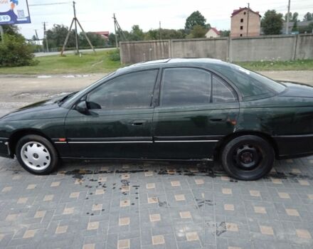 Зеленый Опель Омега, объемом двигателя 2 л и пробегом 300 тыс. км за 617 $, фото 4 на Automoto.ua