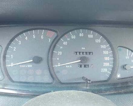 Зеленый Опель Омега, объемом двигателя 2 л и пробегом 355 тыс. км за 2500 $, фото 9 на Automoto.ua