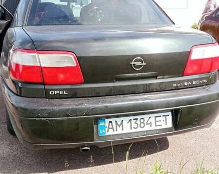 Зеленый Опель Омега, объемом двигателя 2 л и пробегом 355 тыс. км за 2500 $, фото 7 на Automoto.ua
