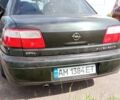 Зеленый Опель Омега, объемом двигателя 2 л и пробегом 355 тыс. км за 2500 $, фото 7 на Automoto.ua