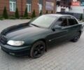 Зеленый Опель Омега, объемом двигателя 2.2 л и пробегом 324 тыс. км за 2500 $, фото 18 на Automoto.ua
