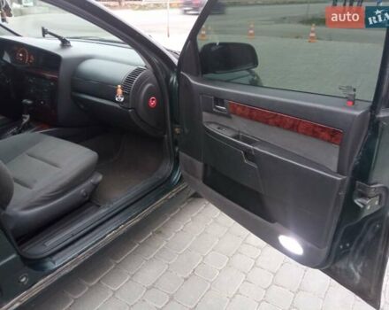 Зеленый Опель Омега, объемом двигателя 2.2 л и пробегом 324 тыс. км за 2500 $, фото 19 на Automoto.ua