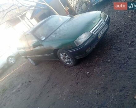 Зелений Опель Омега, об'ємом двигуна 2 л та пробігом 65 тис. км за 899 $, фото 1 на Automoto.ua