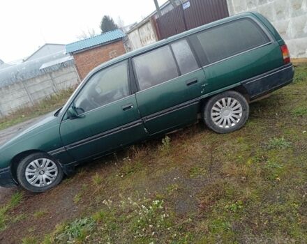 Зеленый Опель Омега, объемом двигателя 2 л и пробегом 65 тыс. км за 899 $, фото 9 на Automoto.ua