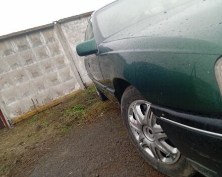 Зеленый Опель Омега, объемом двигателя 2 л и пробегом 65 тыс. км за 899 $, фото 5 на Automoto.ua