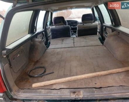 Зелений Опель Омега, об'ємом двигуна 2 л та пробігом 65 тис. км за 899 $, фото 10 на Automoto.ua