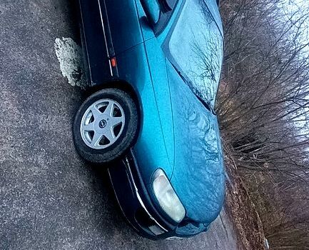 Зеленый Опель Омега, объемом двигателя 20 л и пробегом 0 тыс. км за 1800 $, фото 3 на Automoto.ua