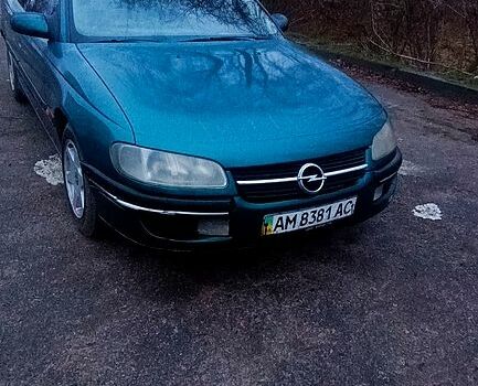 Зеленый Опель Омега, объемом двигателя 20 л и пробегом 0 тыс. км за 1800 $, фото 1 на Automoto.ua