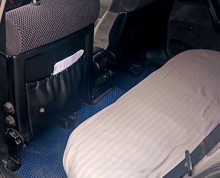 Зеленый Опель Омега, объемом двигателя 20 л и пробегом 0 тыс. км за 1800 $, фото 10 на Automoto.ua