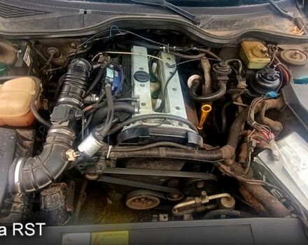 Зеленый Опель Омега, объемом двигателя 20 л и пробегом 0 тыс. км за 1800 $, фото 6 на Automoto.ua