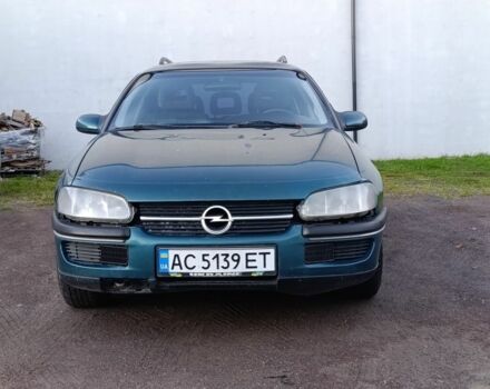 Зеленый Опель Омега, объемом двигателя 2 л и пробегом 327 тыс. км за 1050 $, фото 4 на Automoto.ua