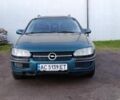 Зеленый Опель Омега, объемом двигателя 2 л и пробегом 327 тыс. км за 1050 $, фото 4 на Automoto.ua