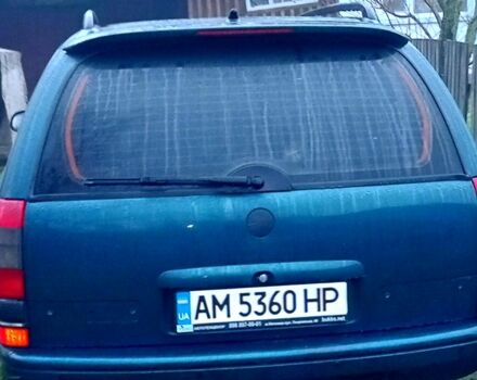 Зеленый Опель Омега, объемом двигателя 2 л и пробегом 317 тыс. км за 2000 $, фото 3 на Automoto.ua
