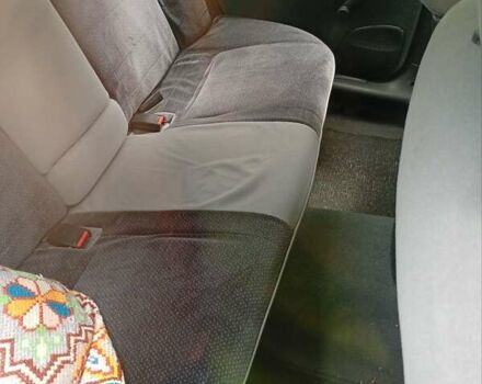 Зеленый Опель Омега, объемом двигателя 2 л и пробегом 200 тыс. км за 1900 $, фото 4 на Automoto.ua